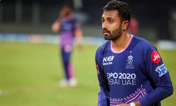 2. Indian all-rounder, back-up for Vijay Shankar