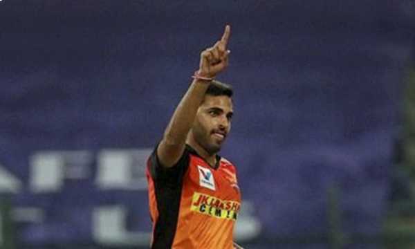 4. Bhuvneshwar Kumar (Sunrisers Hyderabad)