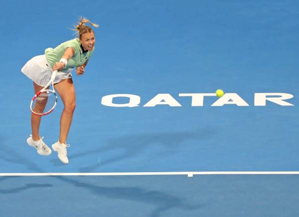 Kontaveit lauds Swiatek