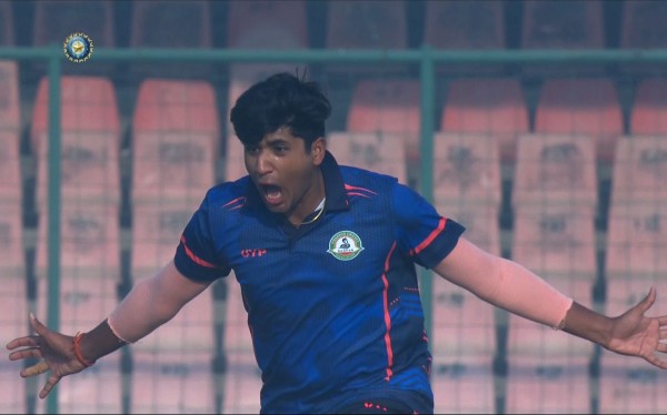 Yash Thakur (Base Price – INR 20 Lakh) (Image Courtesy: BCCI Twitter)