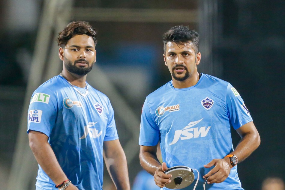 Rishabh Pant and Shardul Thakur attend a training session. Credit: ISL Media Rishabh Pant and Shardul Thakur attend a training session. Credit: ISL Media