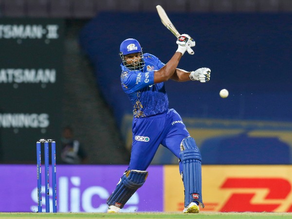 He is lucky that Pollard didnt do anything: Gavaskar on Krunals Pandyas send-off