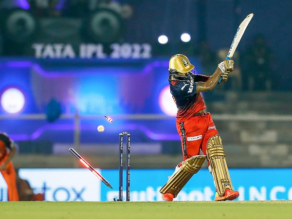 IPL 2022: Virat is doing everything under his control but is going through rough patch: RCB head coach Bangar