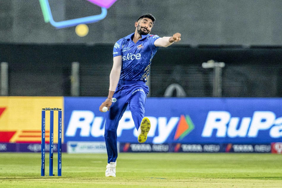 IPL 2022: Form is temporary, class is forever: Cricket fraternity hail Bumrahs five-for against KKR