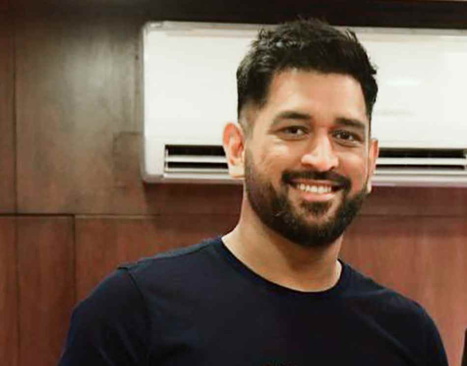 MS Dhoni MS Dhoni
