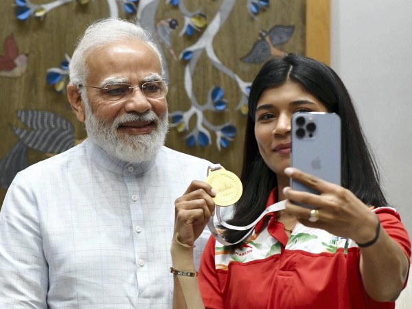 PM meets world champion Nikhat Zareen, bronze medallists Manisha and Parveen