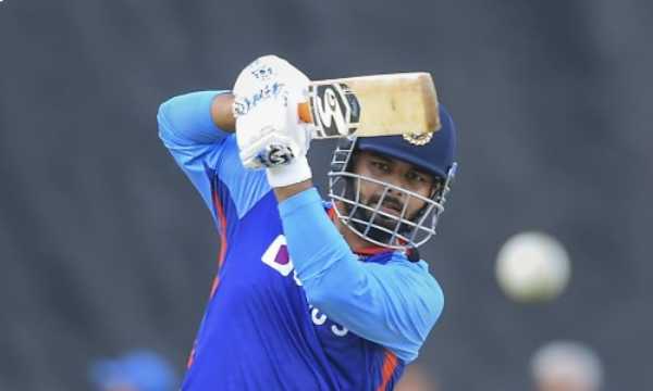 3 Pant, Karthik stats in T20 WC 3 Pant, Karthik stats in T20 WC