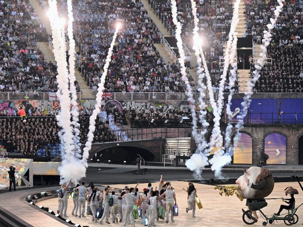 CWG 2022: PV Sindhu, Manpreet lead India