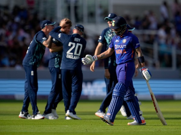 India have a problem: Nasser Hussain