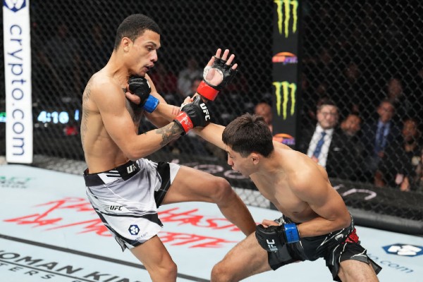 Two stoppages and 1 decision in early prelims