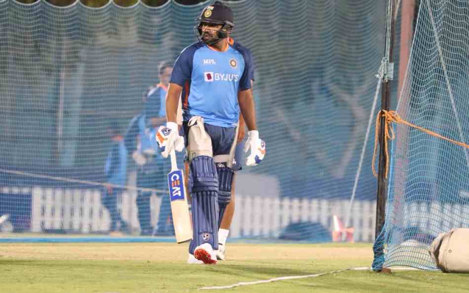 On Virat and Rohit's captaincy styles