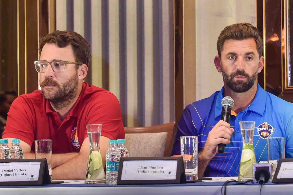 Legends League Cricket: Cricketing icons aim to roll back the years as second edition gets underway in Kolkata Legends League Cricket: Cricketing icons aim to roll back the years as second edition gets underway in Kolkata Legends League Cricket: Cricketing icons aim to roll back the years as second edition gets underway in Kolkata Legends League Cricket: Cricketing icons aim to roll back the years as second edition gets underway in Kolkata