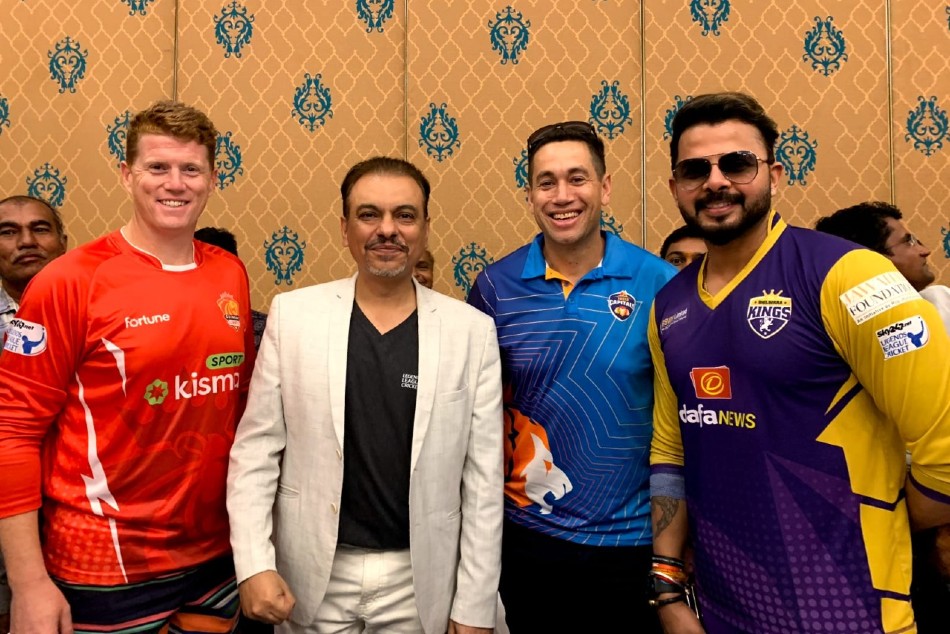 Kevin OBrien, Ross Taylor and S Sreesanth 