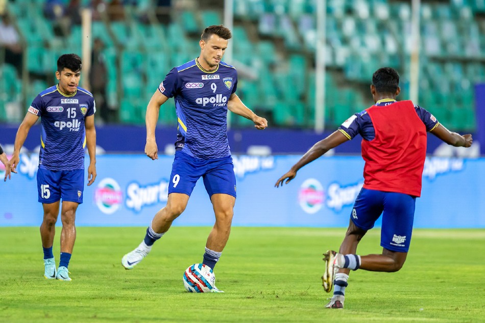 Chennaiyin FC players attend a training session. Credit: FSDL