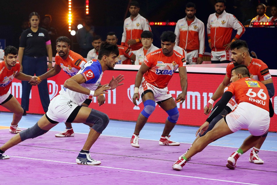 Steelers earn thrilling win 