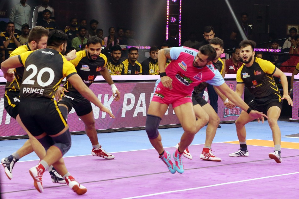 PKL: Arjun Deshwal leads Jaipur Pink Panthers to massive victory against Telugu Titans