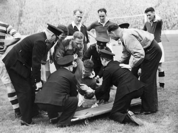 Chloroform knocks manager out