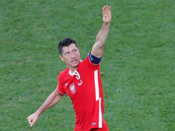 Robert Lewandowski (Poland)