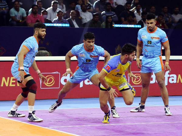 Warriors, Thalaivas play out thrilling match to tie 41-41 Warriors, Thalaivas play out thrilling match to tie 41-41