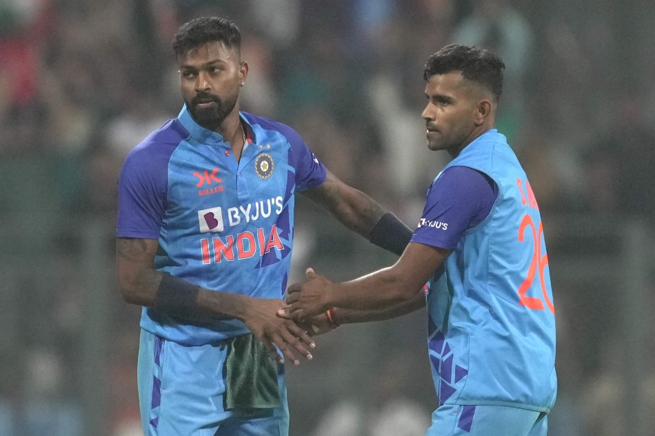 Hardik Pandya and Shivam Mavi