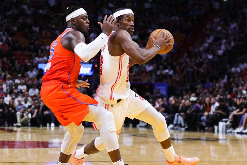 Butler and the Heat hit all 40 free throws to break record, Mitchell