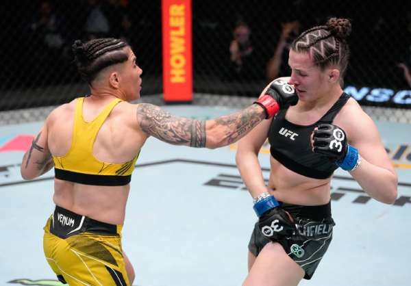 Main Event: Blanchfield submits Andrade