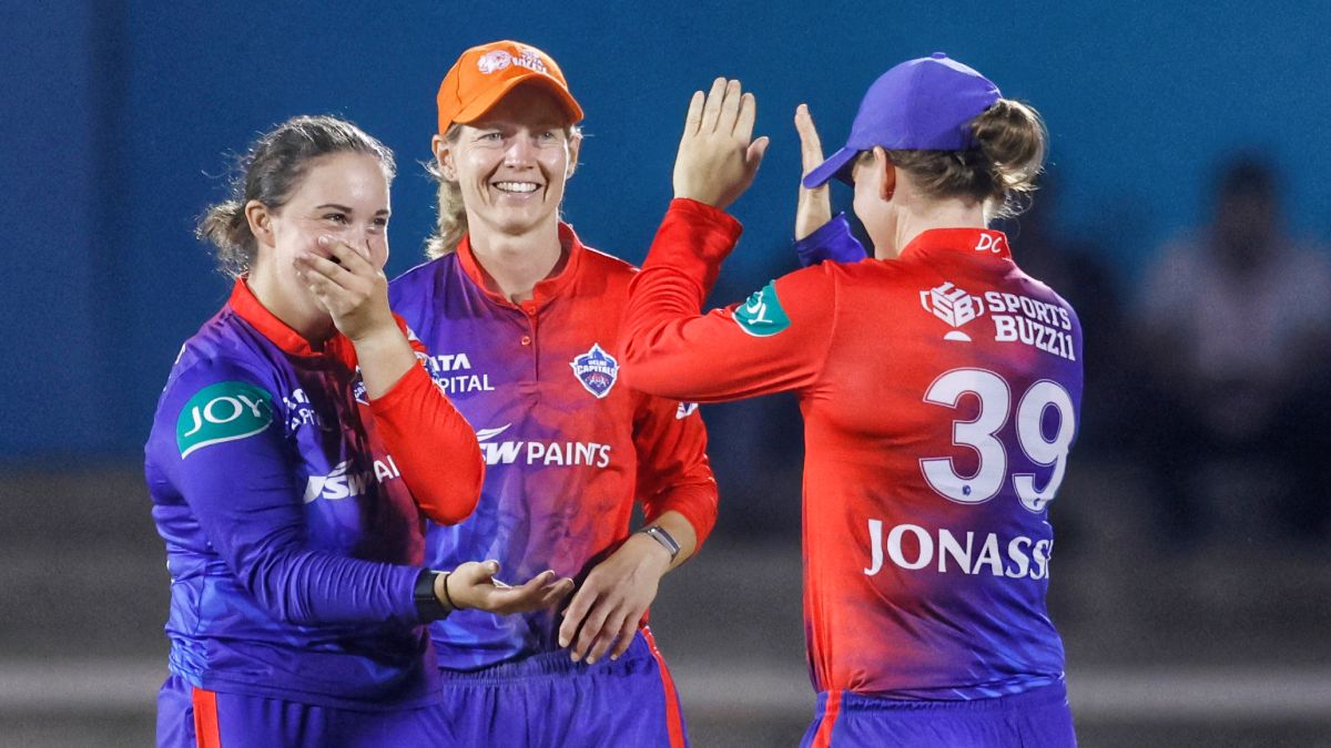 Alice Capsey, Meg Lanning Alice Capsey, Meg Lanning