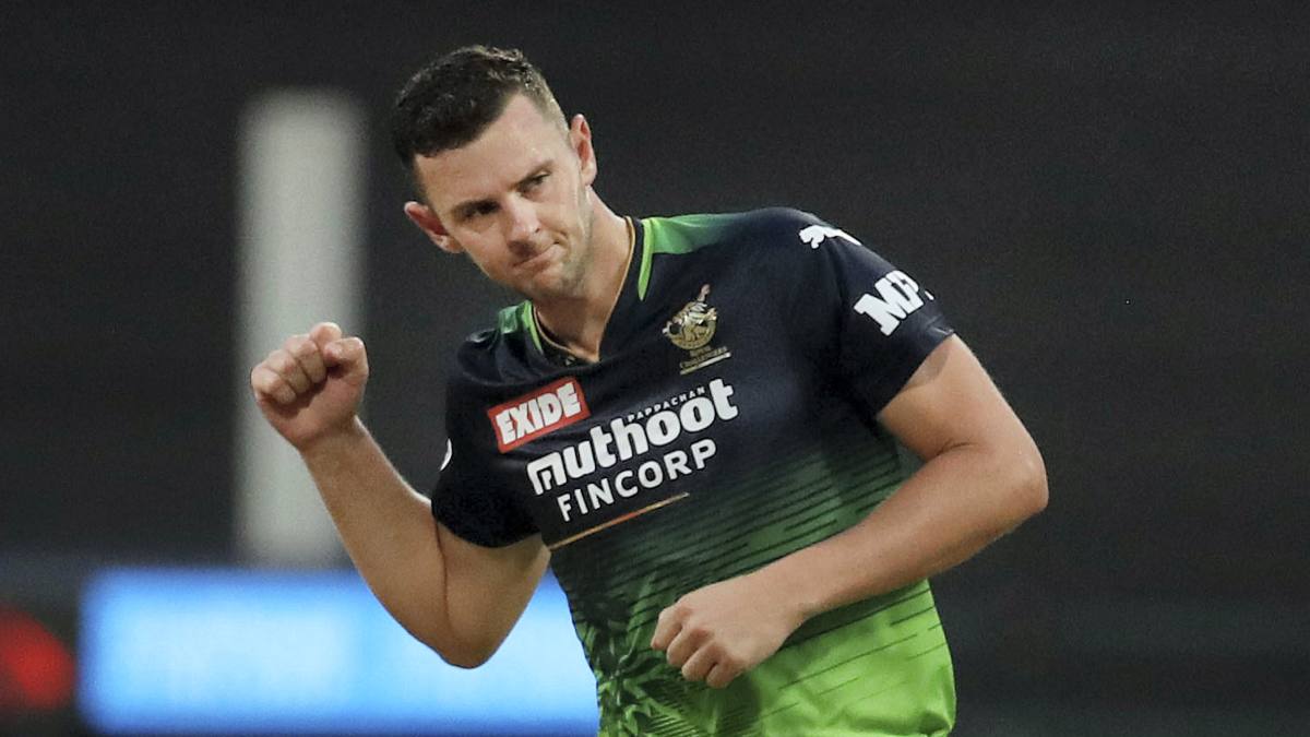 IPL-2023-top-5-bowlers-who-are-likely-to-dominate-IPL-season-16 