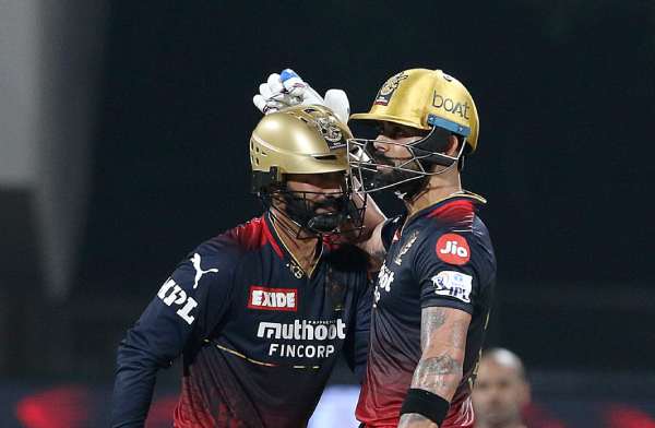 Dinesh Karthik and Virat Kohli
