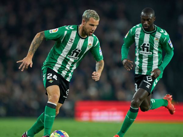 Manchester United vs Real Betis injury update