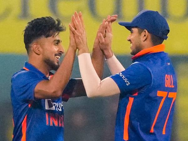 umran-malik-brett-lee-allow-him-to-play-scare-batters-around-world