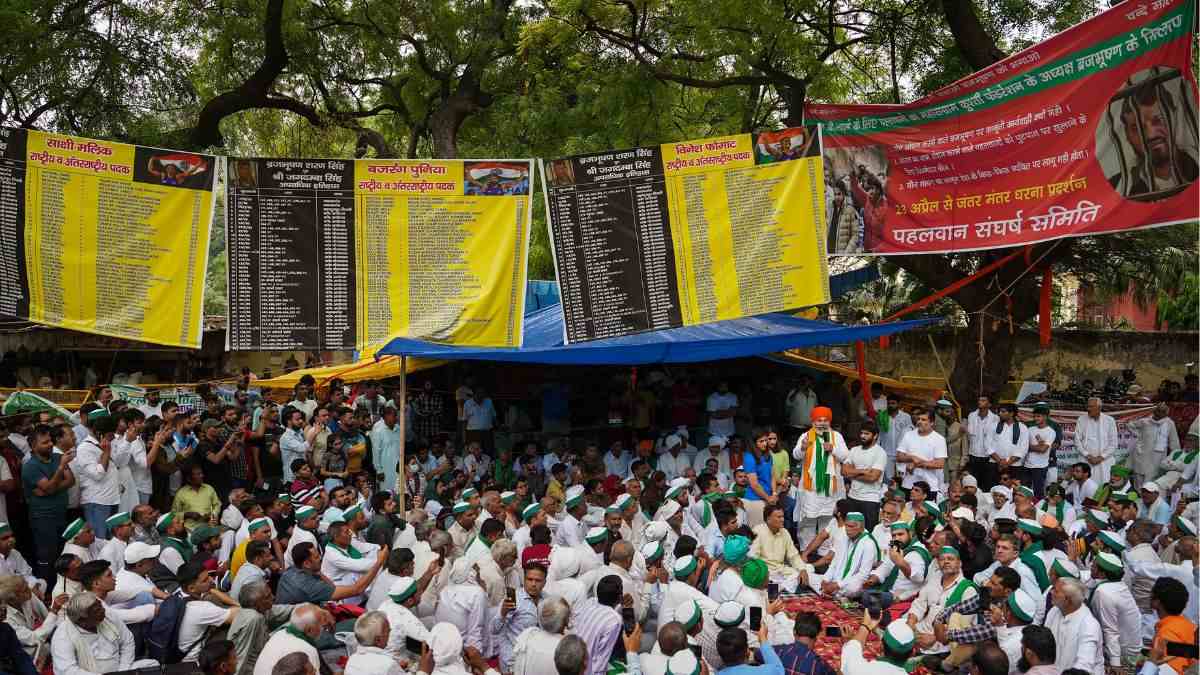 Wrestlers Protest Wrestlers Protest