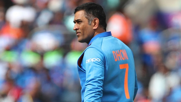 ms-dhoni-birthday-wasim-jaffer-rs-30-lakh