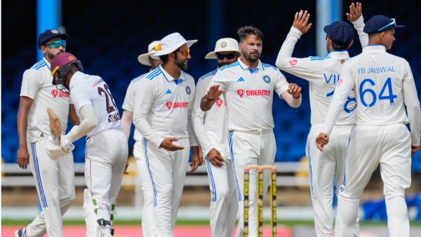 mukesh-kumar-will-be-around-india-setup-for-a-while-now-predicts-zaheer-khan