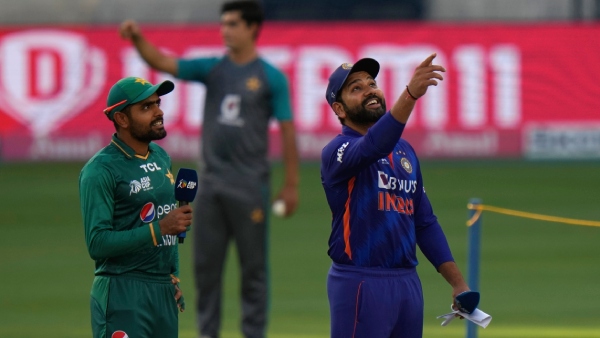 rohit-sharma-visits-tirupati-balaji-temple-ahead-of-asia-cup-2023-watch-video