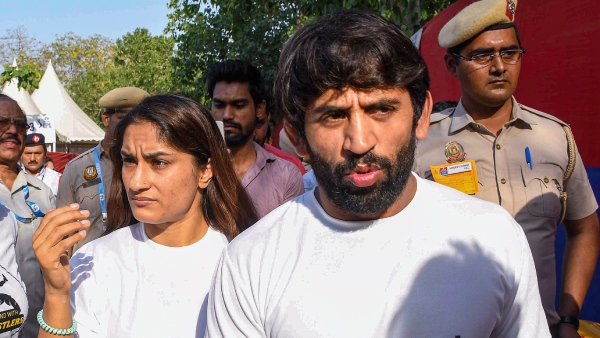 bajrang-punia-vinesh-phogat-trials
