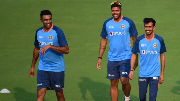 world-cup-2023-yuvraj-singh-not-convinced-with-indias-decision-to-replace-axar-patel-with-ashwin