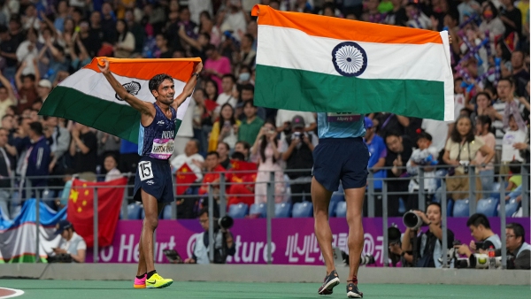  kartik-gulveer-silver-bronze