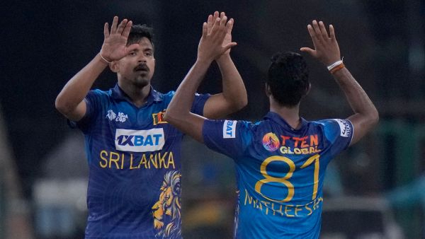 matheesha-pathirana-and-theekshana