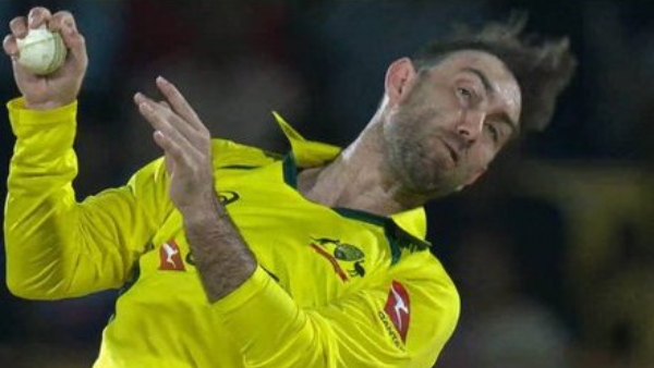 ind-vs-aus-watch-glenn-maxwells-sensational-reflex-catch-of-rohit-sharma-stuns-cricket-world