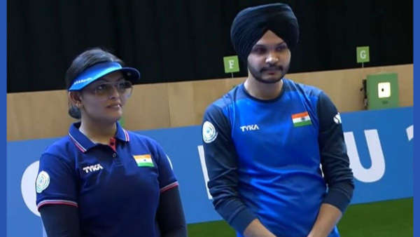 Divya TS, Sarabjot Singh Win Silver 