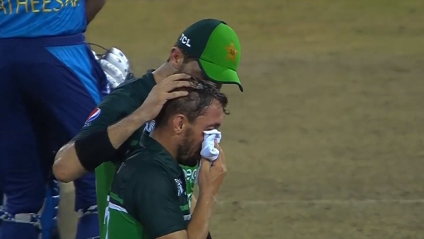 pak-vs-sl-shaheen-afridi-consoles-heartbroken-zaman-khan-after-he-fails-to-defend-8-runs-final-ov