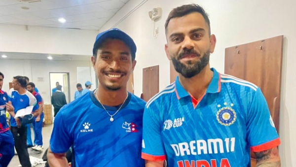 Sompal Kami thrilled to take picture with Virat Kohli (Image Courtesy: Sompal Kami X)