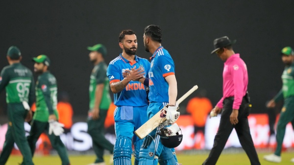 ind-vs-pak-how-anushka-sharma-and-athiya-shetty-reacted-to-hundreds-from-virat-kohli-and-kl-rahul