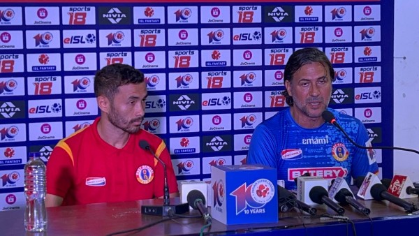 East Bengal coach Carles Cuadrat