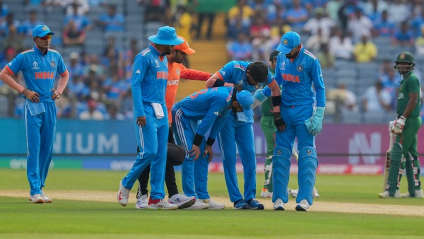 ind-vs-ban-hardik-pandya-taken-for-scans-after-getting-injured-while-bowling-vs-bangladesh-in-pune