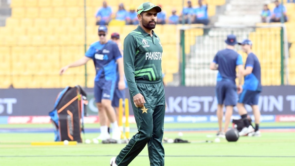 pak-vs-eng-meme-galore-england-bat-first-to-completely-end-pakistans-world-cup-2023-semi-final-hopes-babar-azam