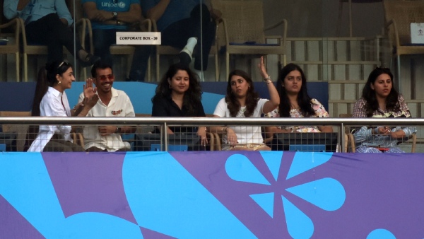 Yuzvendra Chahal and Dhanashree Verma in the stands Yuzvendra Chahal and Dhanashree Verma in the stands