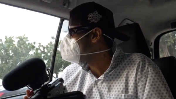 suryakumar-yadav-in-disguise-interviews-mumbai-locals-unaware-fan-suggests-him-to-upgrade-his-bat suryakumar-yadav-in-disguise-interviews-mumbai-locals-unaware-fan-suggests-him-to-upgrade-his-bat