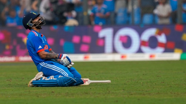 virat-kohli-is-tearing-your-country-you-helping-him-with-cramps-ex-aussie-star-ridicules-new-zealand